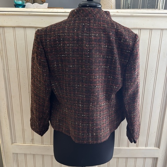 Brooks Brothers Woman’s Checked Boucle Tweed Cropped Jacket - Picture 5 of 11